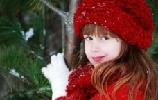 冬季小女孩冬季可爱漂亮小女孩图片